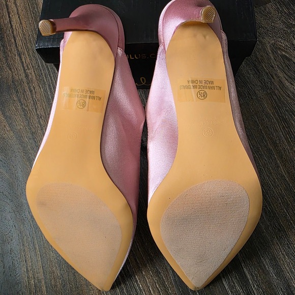 Lulus Sephoraa Rose Gold Satin Pearl Embellished Pointed Toe Mules Size 8.5 - Picture 8 of 8